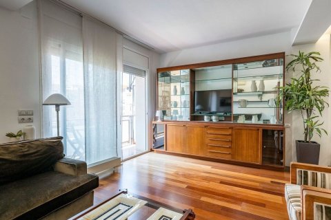 Wohnung zum Verkauf in Barcelona, Spanien 3 Schlafzimmer, 121 m2 Nr. 184604 - Foto 6