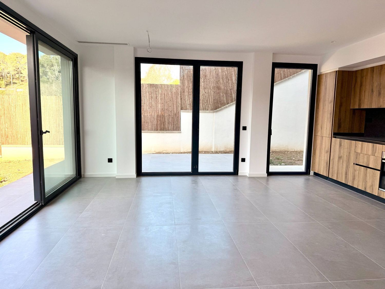 Apartamento en Cerdanyola del Vallès, Barcelona, España 2 dormitorios, 97 m2 No. 184603