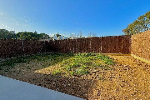 Apartamento en venta en Cerdanyola del Vallès, Barcelona, España 2 dormitorios, 97 m2 No. 184603 - foto 2