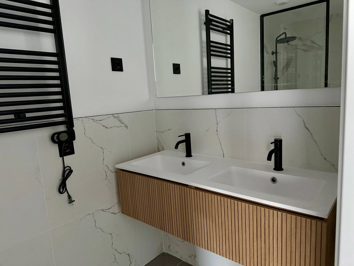 Apartamento en Cerdanyola del Vallès, Barcelona, España 2 dormitorios, 97 m2 No. 184603
