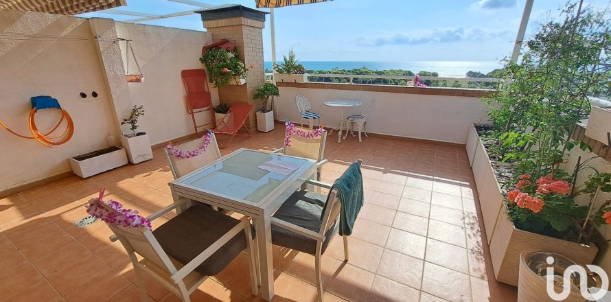 Apartamento en Oropesa del Mar, Castellón, España 2 dormitorios, 151 m2 No. 186101