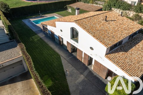 Lägenhet till salu i Sant Vicenc De Montalt, Barcelona, Spanien 6 sovrum, 557 kvm. Nr. 152399 - foto 9