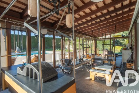 Lägenhet till salu i Sant Vicenc De Montalt, Barcelona, Spanien 6 sovrum, 557 kvm. Nr. 152399 - foto 22