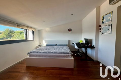 Lägenhet till salu i Sant Vicenc De Montalt, Barcelona, Spanien 6 sovrum, 557 kvm. Nr. 152399 - foto 19