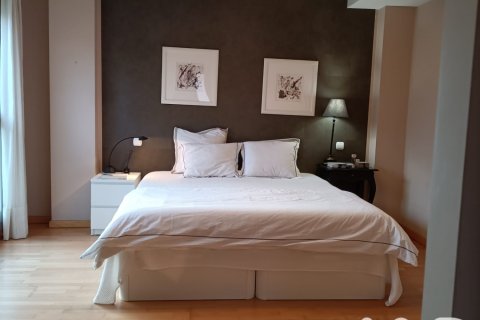 Сasa en venta en Valladolid, España 4 dormitorios, 343 m2 No. 152398 - foto 9