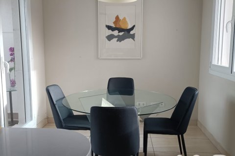 Сasa en venta en Valladolid, España 4 dormitorios, 343 m2 No. 152398 - foto 7