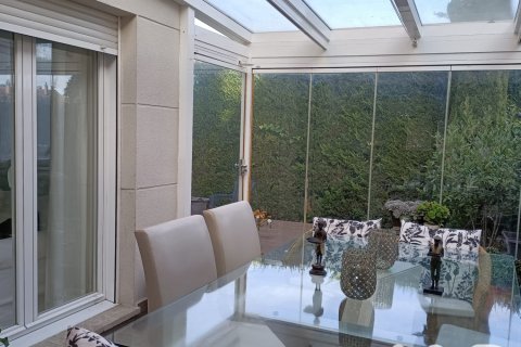 Сasa en venta en Valladolid, España 4 dormitorios, 343 m2 No. 152398 - foto 5