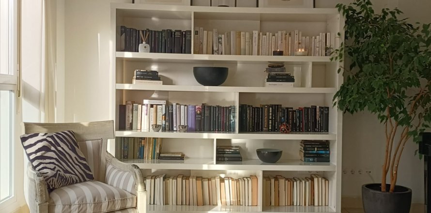 Сasa en Valladolid, España 4 dormitorios, 343 m2 No. 152398