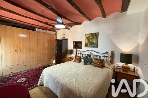 Dom w Cocentaina, Alicante, Hiszpania 3 sypialnie, 268 mkw. nr 152401 – zdjęcie 17