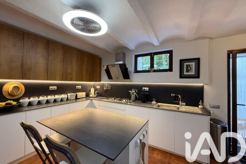 Dom w Cocentaina, Alicante, Hiszpania 3 sypialnie, 268 mkw. nr 152401 – zdjęcie 13