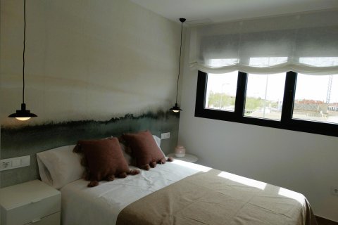 Bungalowi myytävänä Pilar de la Horadada, Alicante, Espanja, 2 makuuhuonetta, 83 m2 No. 141809 - kuva 22