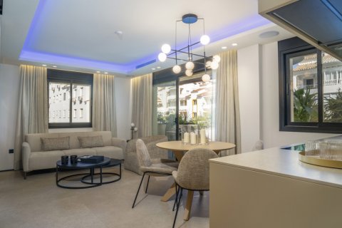 Apartamento en venta Marbella, Málaga, España 2 dormitorios, 108 m2 No. 106650 - foto 1