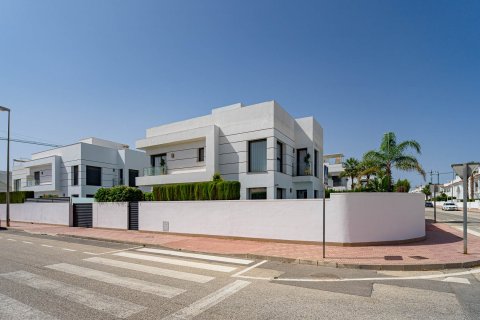 Huvila myytävänä Ciudad Quesada, Alicante, Espanja, 4 makuuhuonetta, 166 m2 No. 195273 - kuva 2