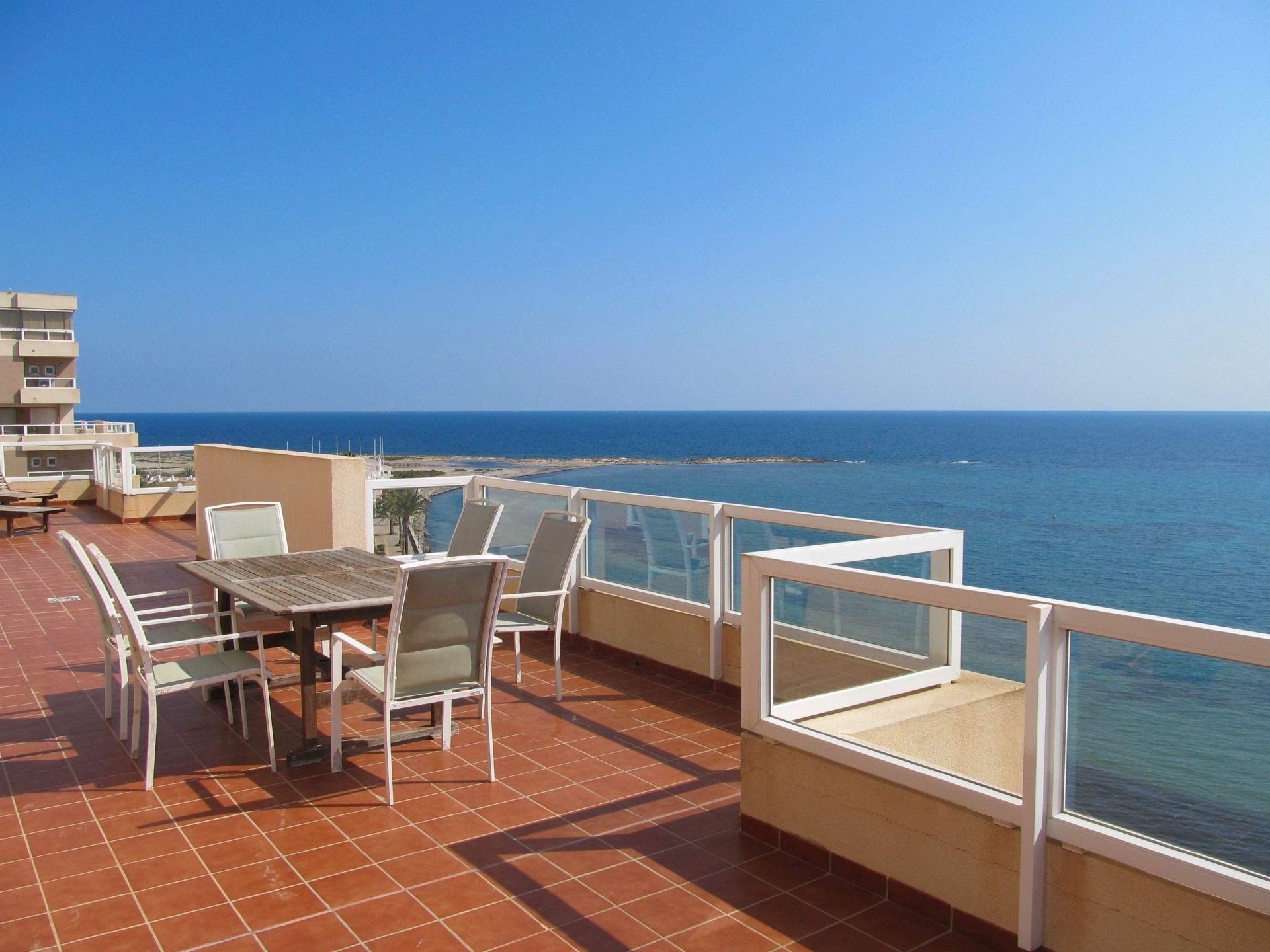 Lägenhet i La Manga del Mar Menor, Murcia, Spanien 3 sovrum, 175 kvm. Nr. 80340
