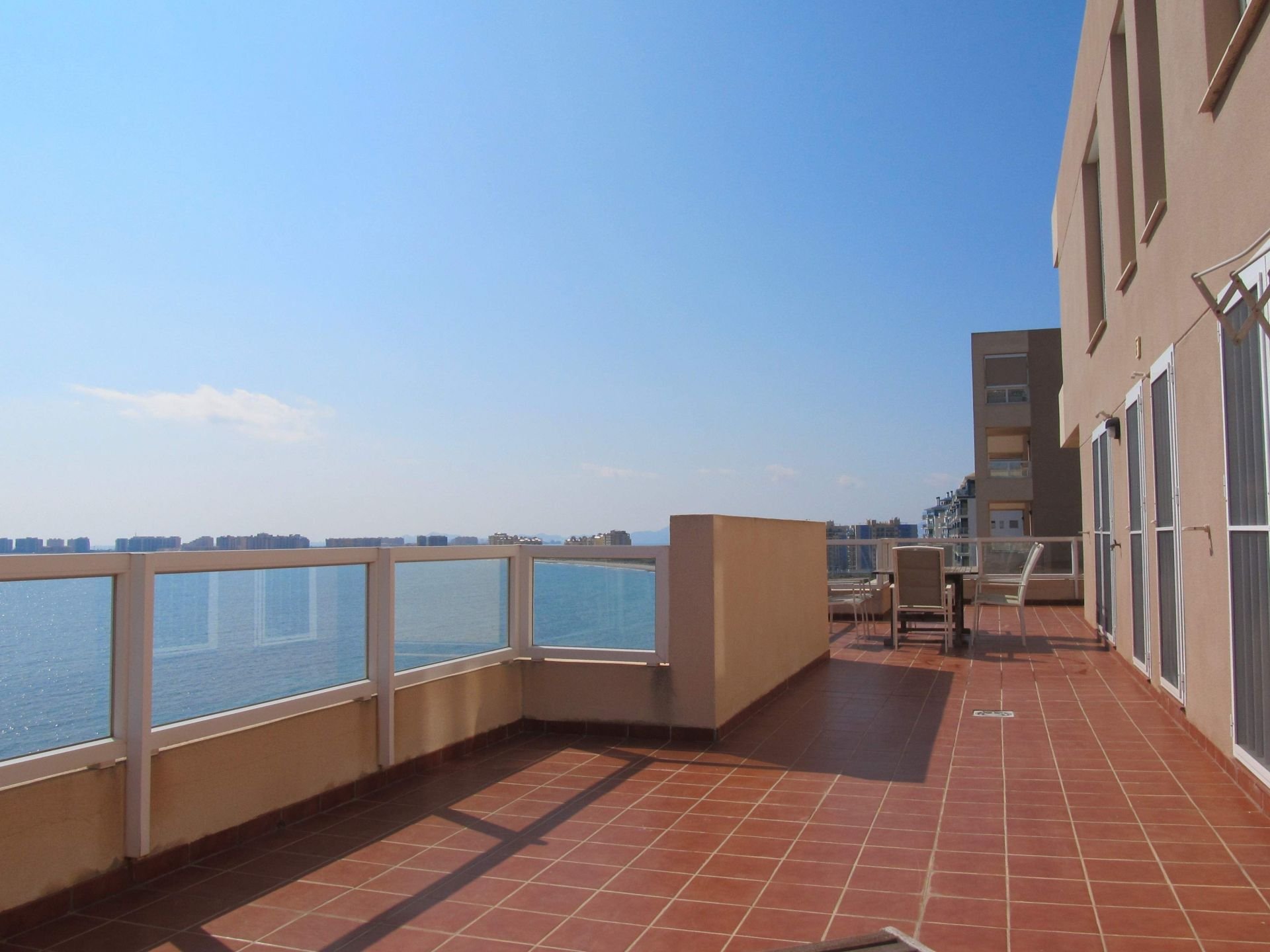 Lägenhet i La Manga del Mar Menor, Murcia, Spanien 3 sovrum, 175 kvm. Nr. 80340