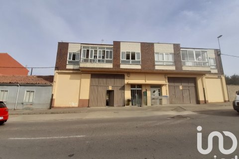 Продажа дома в Ла-Баньеса, Леон, Испания 4 спальни, 376м2 №153552 - фото 30