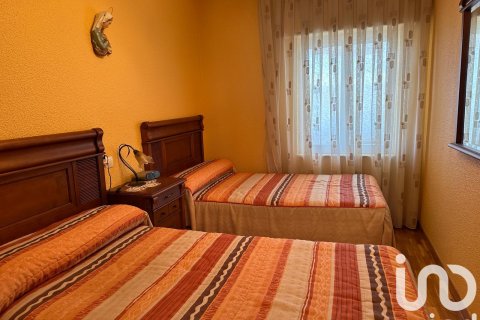 Продажа дома в Ла-Баньеса, Леон, Испания 4 спальни, 376м2 №153552 - фото 14