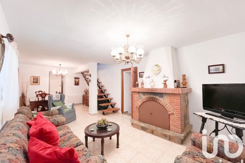 House à vendre à Casabermeja, Malaga, Espagne, 8 chambres, 300 m2 No. 153550 - photo 12