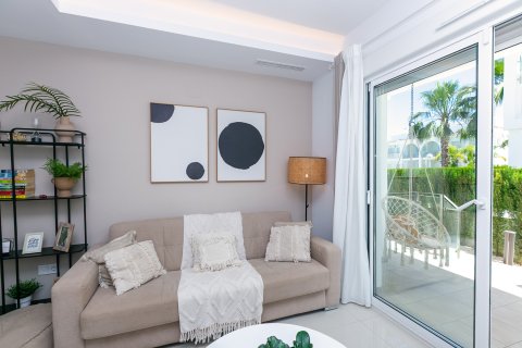Apartament w Alicante, Hiszpania 2 sypialnie, 73 mkw. nr 189627 – zdjęcie 20