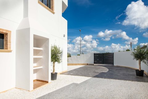 Townhouse à vendre à Cox, Alicante, Espagne, 3 chambres, 195 m2 No. 189629 - photo 2