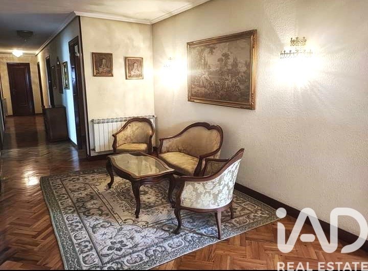 Apartment à La Baneza, Leon, Espagne 6 chambres, 190 m2 No. 185345