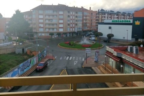 Wohnung zum Verkauf in La Baneza, Leon, Spanien 6 Schlafzimmer, 190 m2 Nr. 185345 - Foto 2