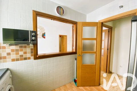 Apartment for sale in Chiclana de la Frontera, Cadiz, Spain 1 bedroom, 57 sq.m. No. 185344 - photo 7