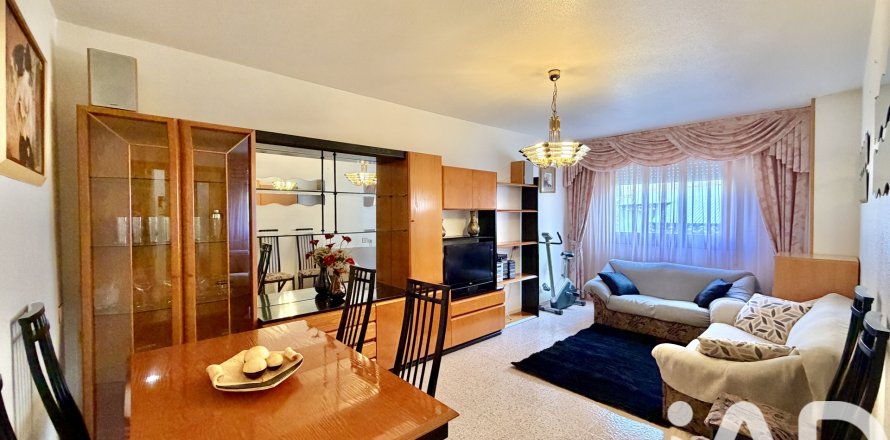 Apartment in Abaran, Murcia, Spain 4 bedrooms, 119 sq.m. No. 185341