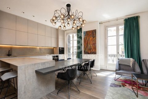 Apartment à vendre à Barcelona, Espagne, 2 chambres, 121 m2 No. 178645 - photo 13