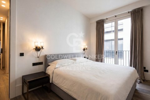 Apartment à vendre à Barcelona, Espagne, 2 chambres, 121 m2 No. 178645 - photo 21
