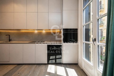 Apartment à vendre à Barcelona, Espagne, 2 chambres, 121 m2 No. 178645 - photo 16