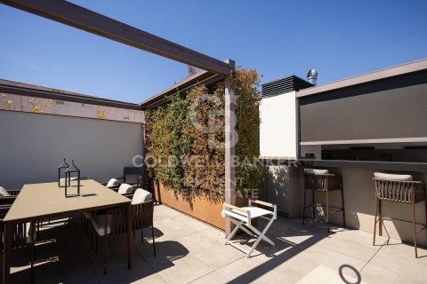 Apartment à vendre à Barcelona, Espagne, 2 chambres, 121 m2 No. 178645 - photo 3