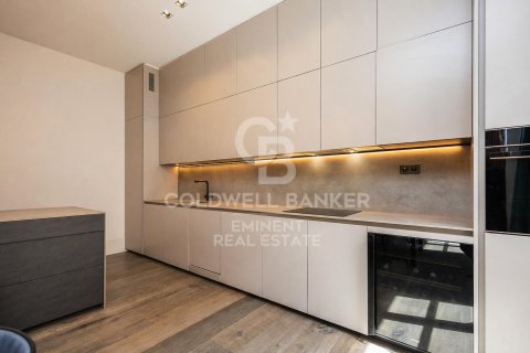 Apartment à vendre à Barcelona, Espagne, 2 chambres, 121 m2 No. 178645 - photo 15