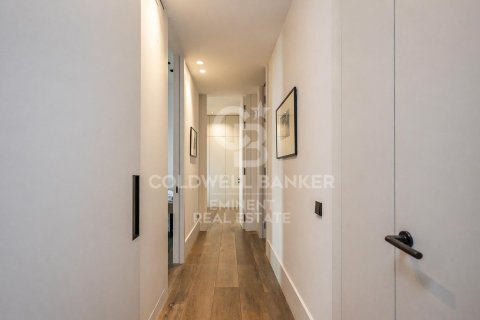 Apartment à vendre à Barcelona, Espagne, 2 chambres, 121 m2 No. 178645 - photo 19