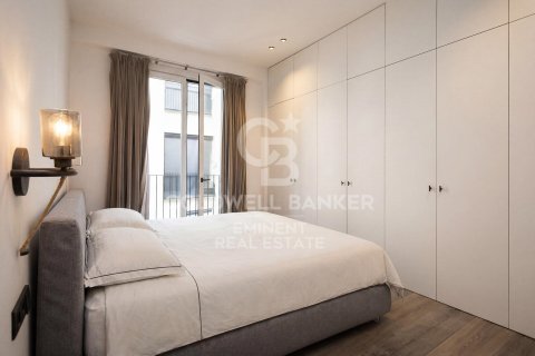 Apartment à vendre à Barcelona, Espagne, 2 chambres, 121 m2 No. 178645 - photo 20