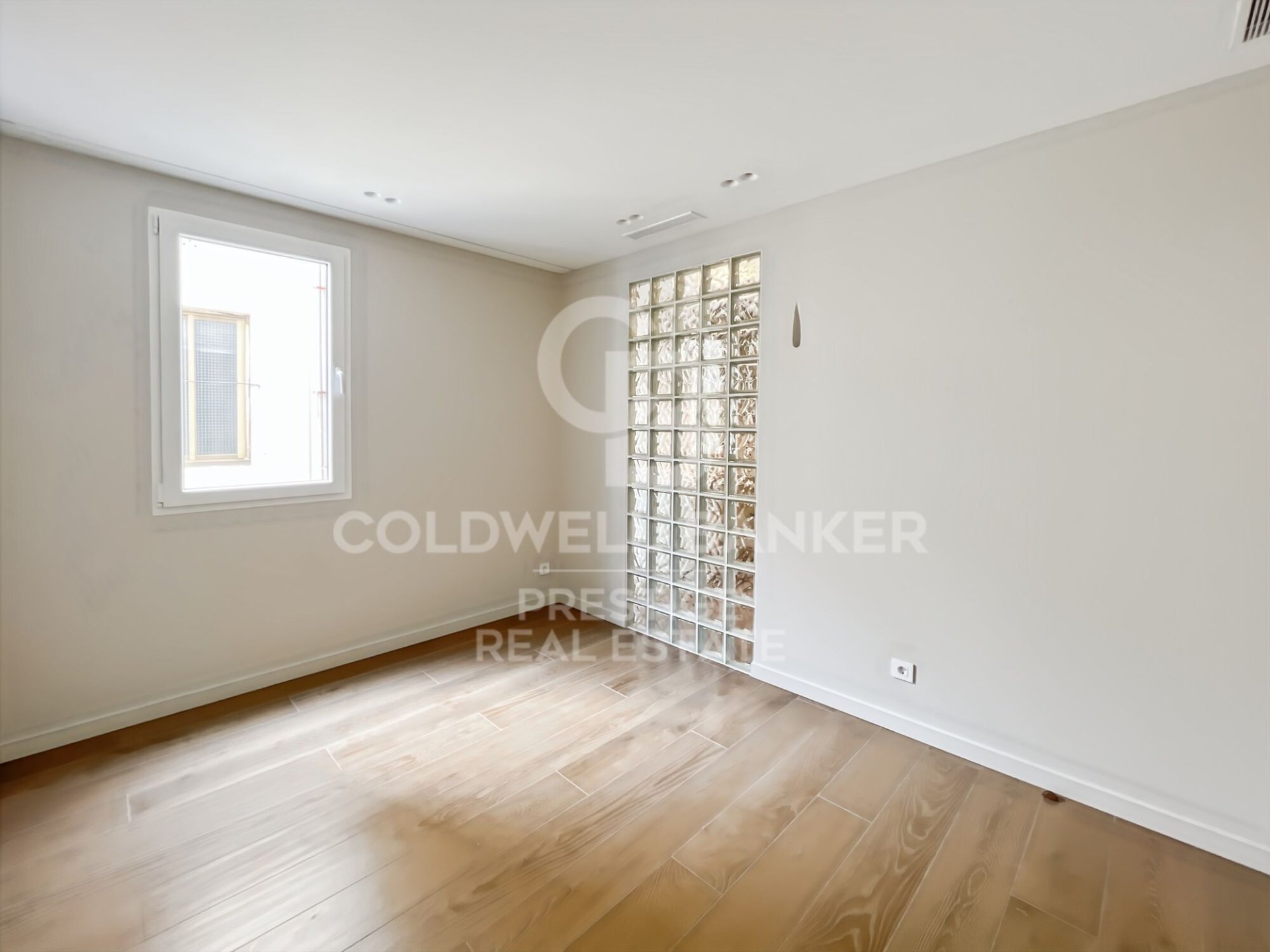 Penthauss Barcelona, Spānijā 2 istabas, 63 m2 Nr. 178641