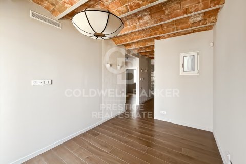 Penthouse à vendre à Barcelona, Espagne, 2 chambres, 63 m2 No. 178641 - photo 4