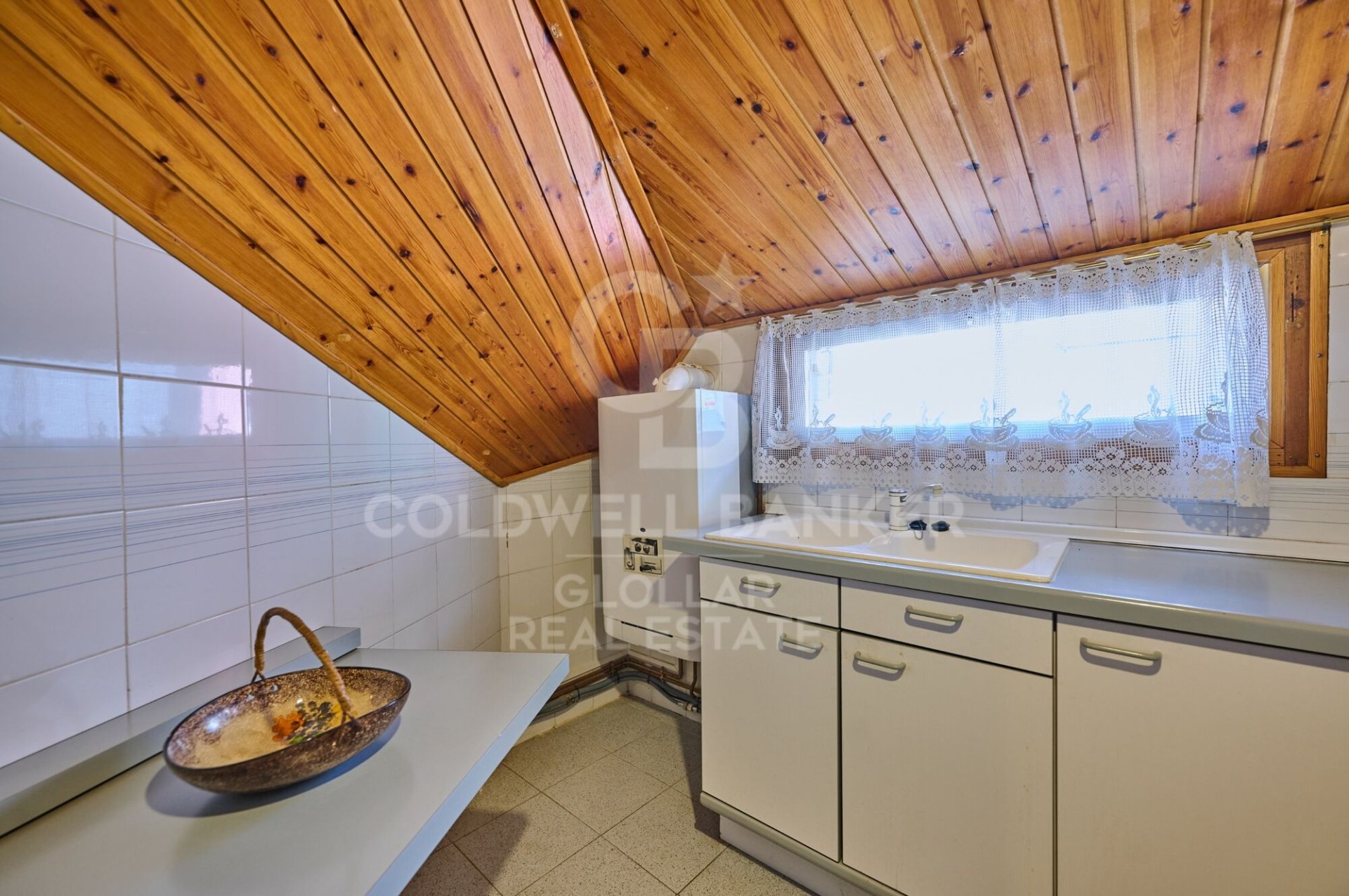 Apartamento en Gerona, España 74 m2 No. 178644