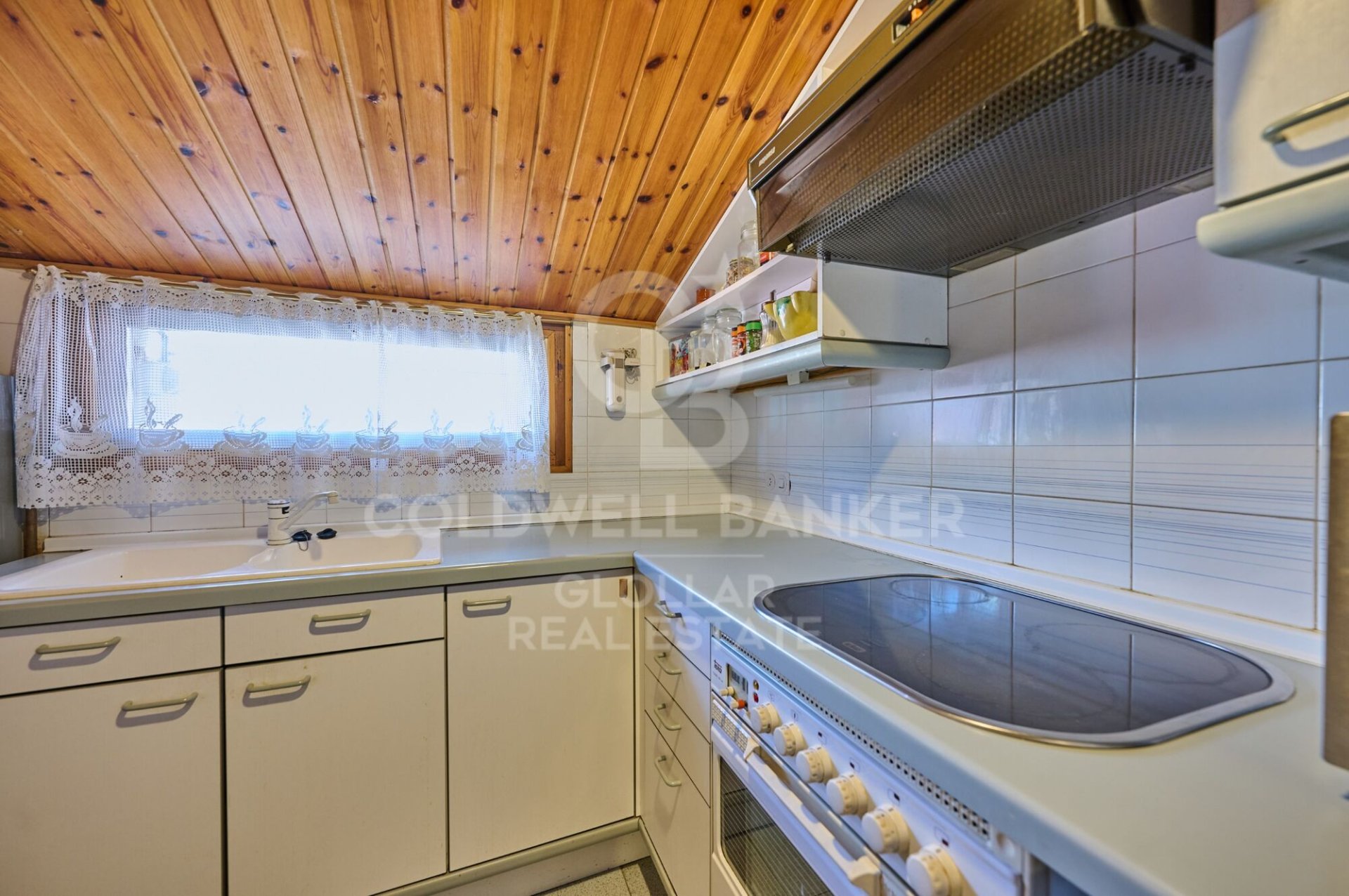 Apartamento en Gerona, España 74 m2 No. 178644