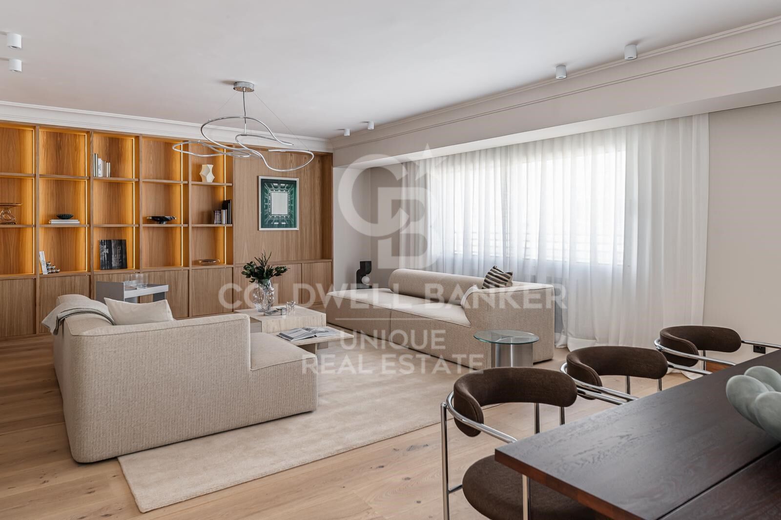 Appartamento a Madrid, Spagna 3 camere da letto, 276 mq. N° 178647