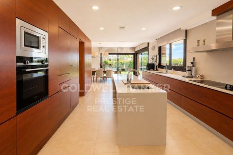Villa à vendre à La Garriga, Barcelona, Espagne, 4 chambres, 646 m2 No. 178642 - photo 9