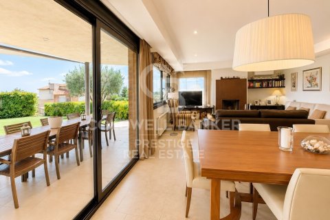Villa à vendre à La Garriga, Barcelona, Espagne, 4 chambres, 646 m2 No. 178642 - photo 14