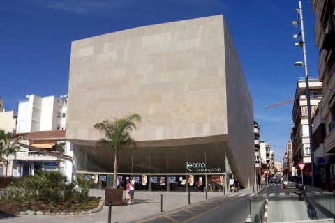 Apartamento en Torrevieja, Alicante, España 3 dormitorios, 186 m2 No. 188926