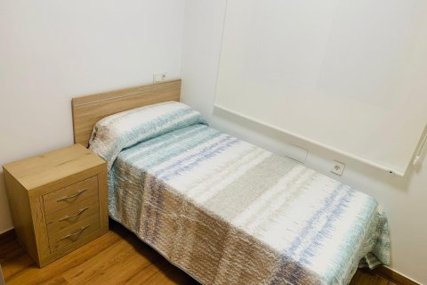 Apartment for sale in Torrevieja, Alicante, Spain 2 bedrooms, 130 sq.m. No. 188930 - photo 9