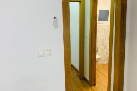 Apartment for sale in Torrevieja, Alicante, Spain 2 bedrooms, 130 sq.m. No. 188930 - photo 8