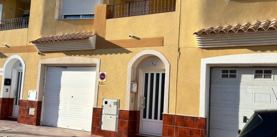 Casa adosada en Los Alcázares, Murcia, España 4 dormitorios, 200 m2 No. 188929