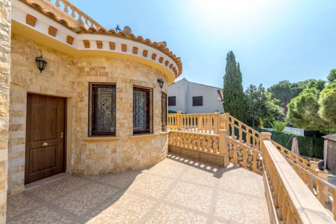 Villa for sale in Alicante, Spain 4 bedrooms, 280 sq.m. No. 189616 - photo 25