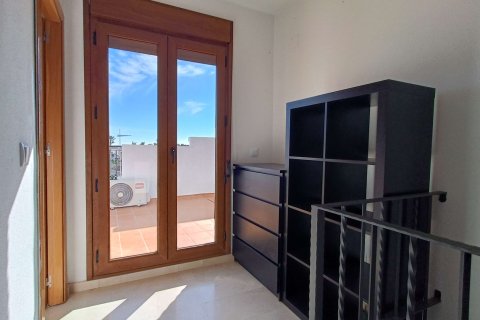 Villa for sale in Algorfa, Alicante, Spain 3 bedrooms, 141 sq.m. No. 189621 - photo 25