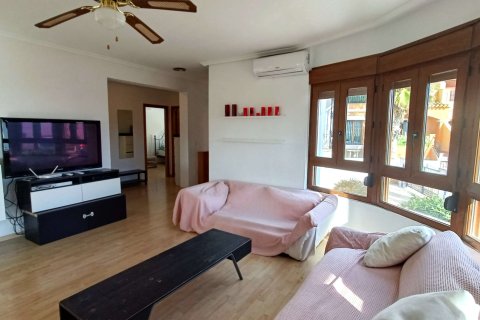 Villa for sale in Algorfa, Alicante, Spain 3 bedrooms, 141 sq.m. No. 189621 - photo 5