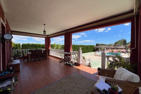 Finca for sale in Dolores, Alicante, Spain 4 bedrooms, 200 sq.m. No. 189618 - photo 5